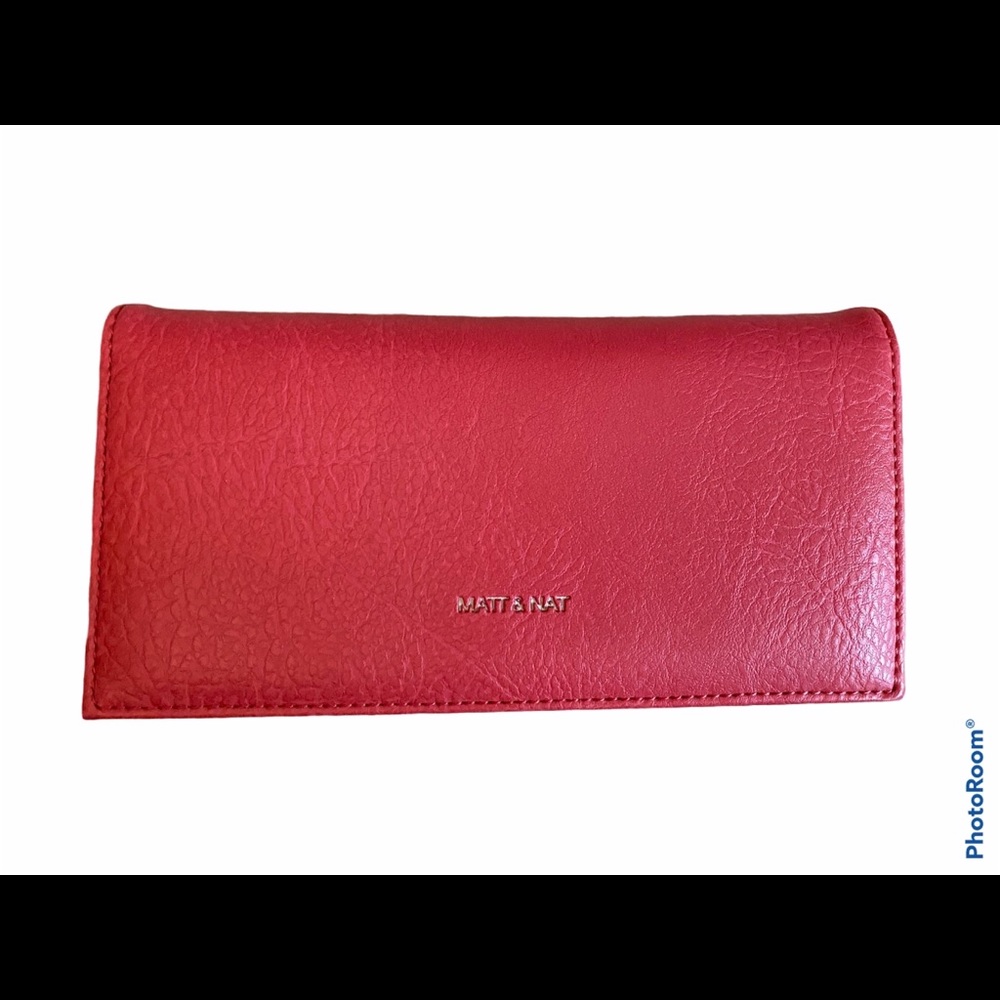 Matt & Nat wallet